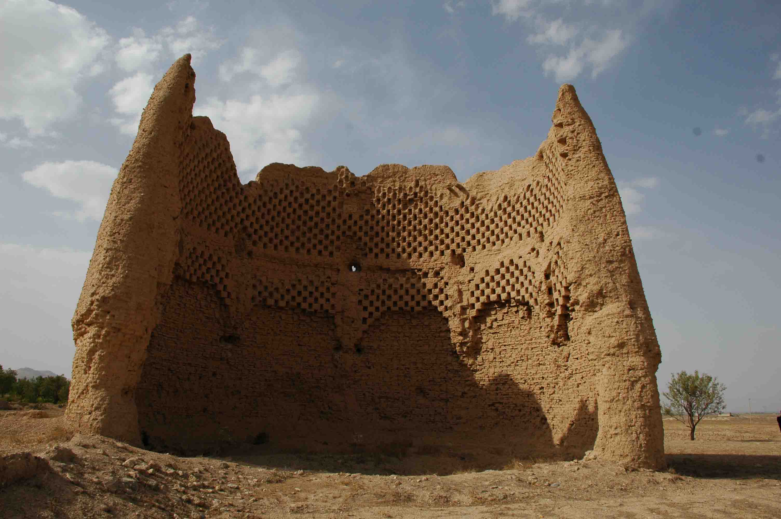 Pigeon towers of the Isfahan province
